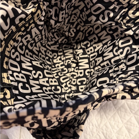 Marc Jacobs Monogram Black and Cream Tote GUC - Picture 8 of 9